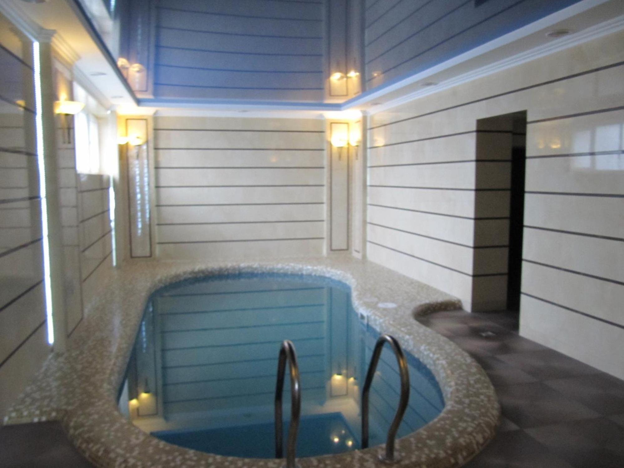 Warszawa Hotel Malekhuv エクステリア 写真