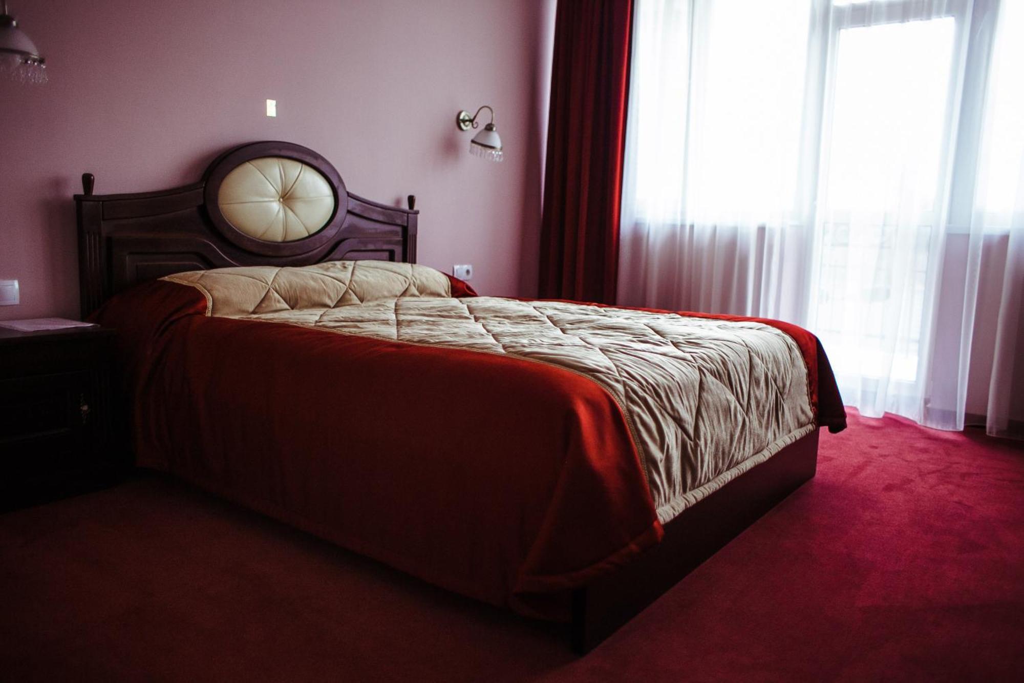 Warszawa Hotel Malekhuv エクステリア 写真