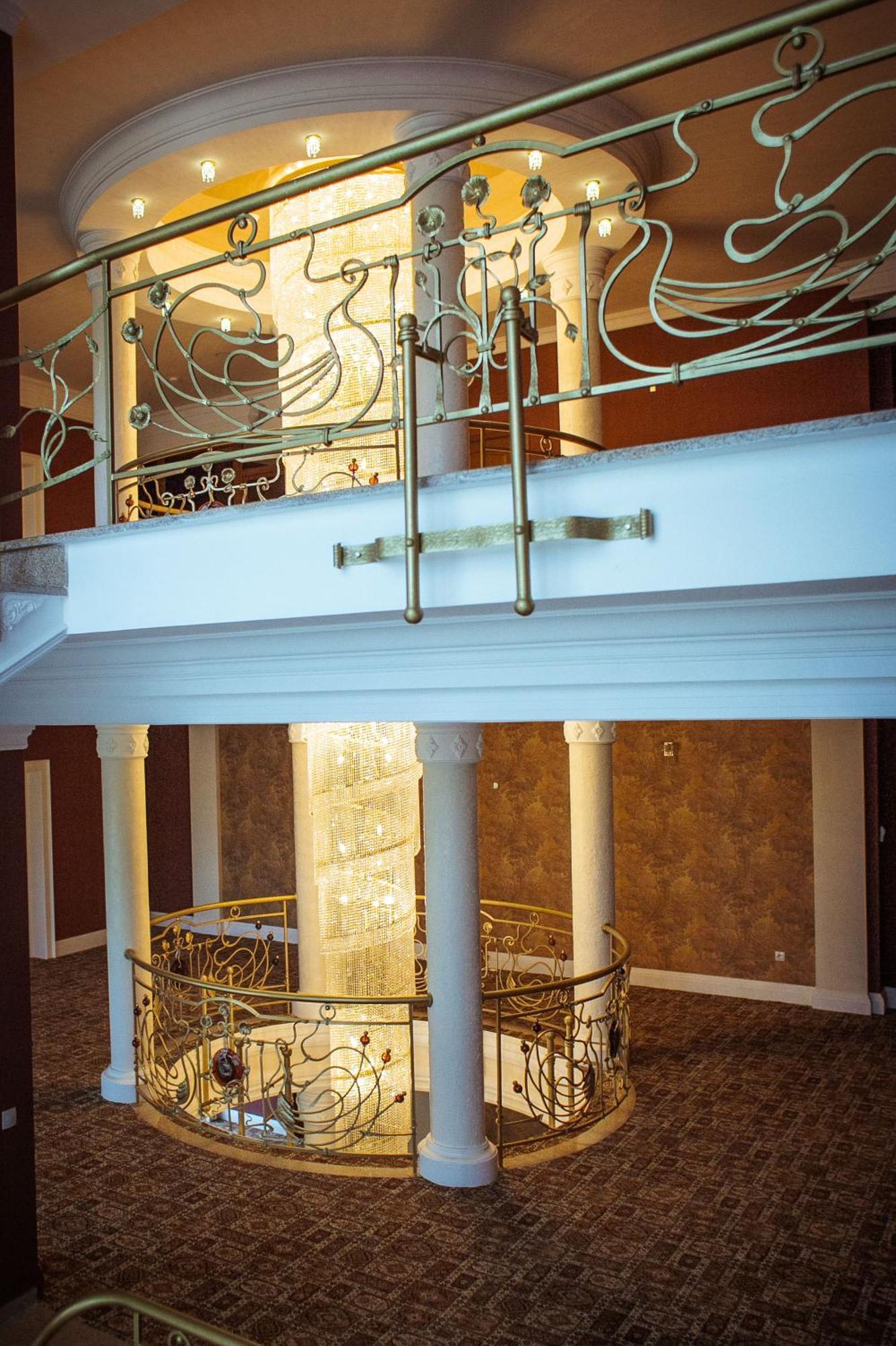 Warszawa Hotel Malekhuv エクステリア 写真