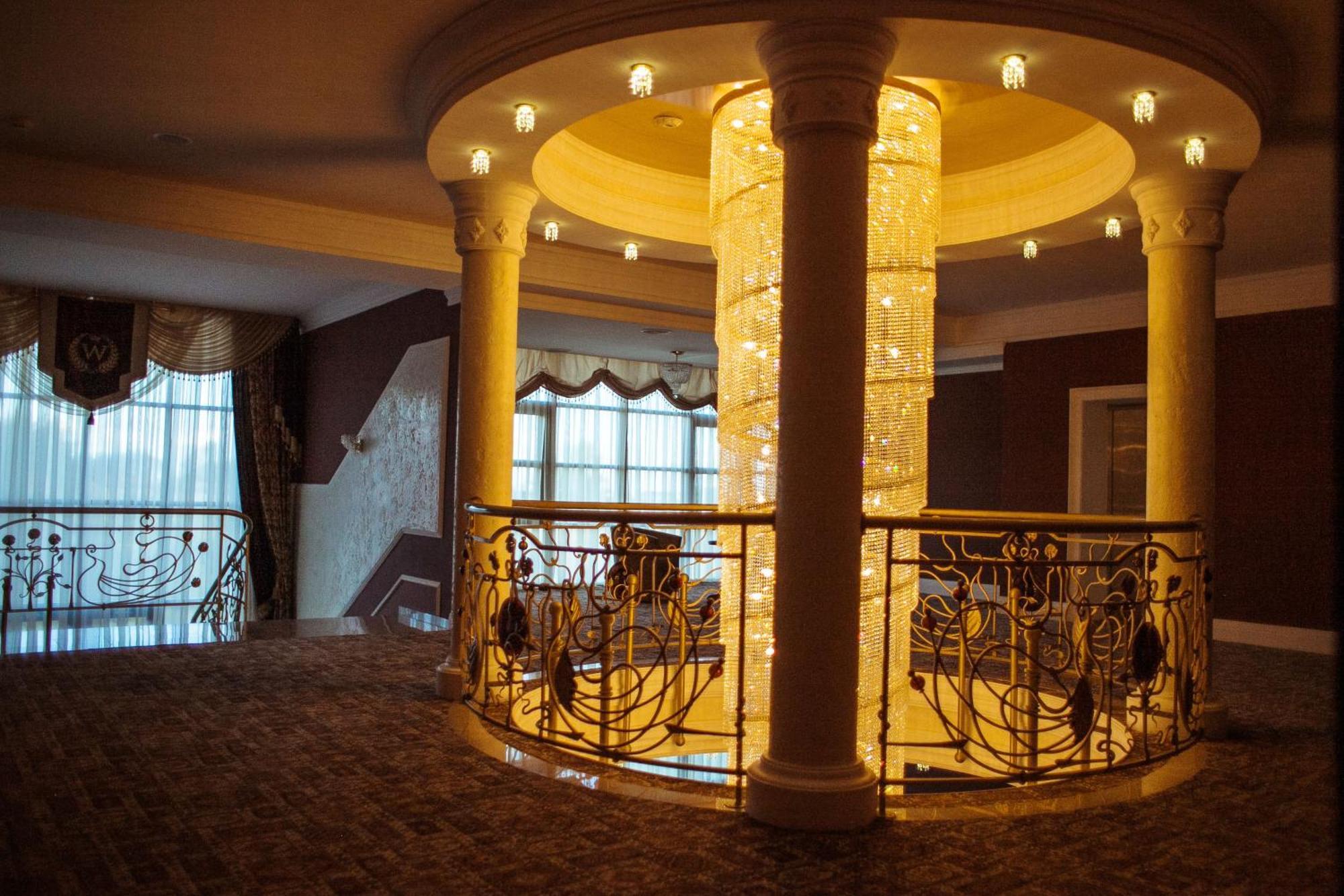 Warszawa Hotel Malekhuv エクステリア 写真