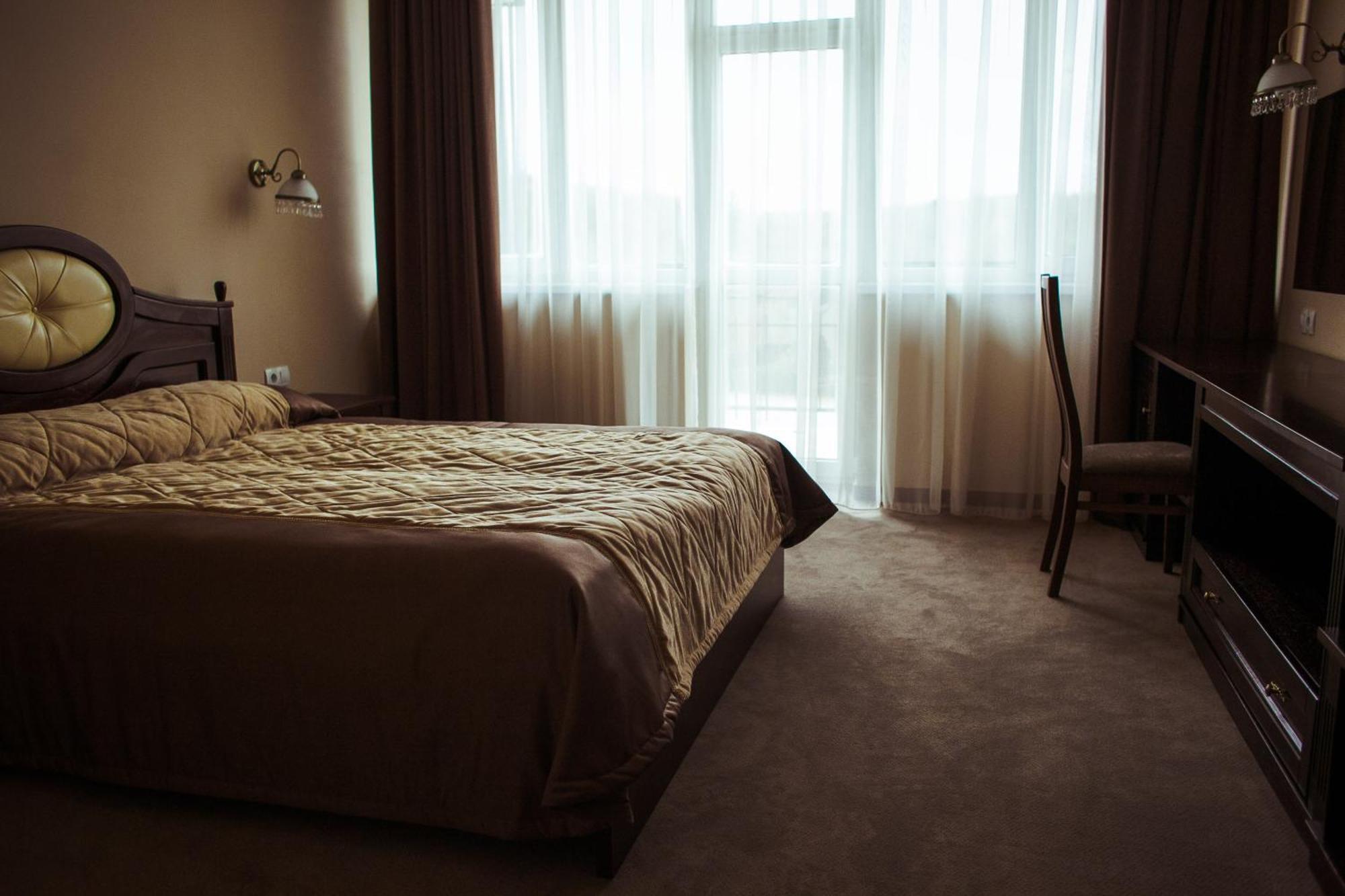Warszawa Hotel Malekhuv エクステリア 写真